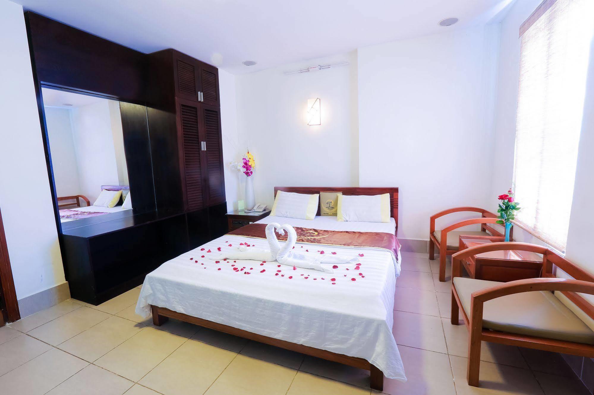 Pylos Hotel Hô Chi Minh-Ville Extérieur photo